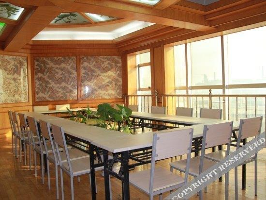 Кайфын: Yijia 365 Chain Hotel (Kaifeng Kaihua)
