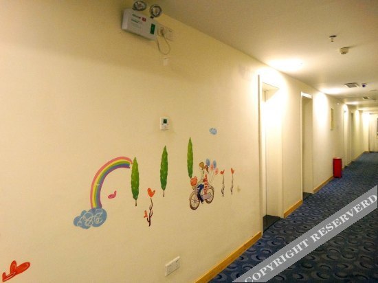 Кайфын: Yijia 365 Chain Hotel (Kaifeng Kaihua)