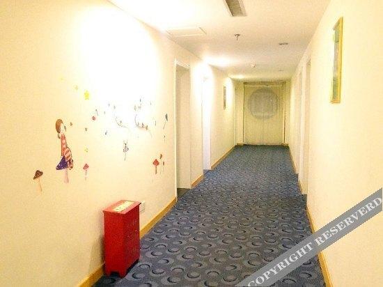 Кайфын: Yijia 365 Chain Hotel (Kaifeng Kaihua)
