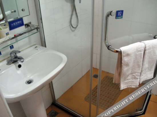 Кайфын: Yijia 365 Chain Hotel (Kaifeng Kaihua)