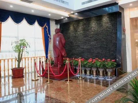 carousel image 4