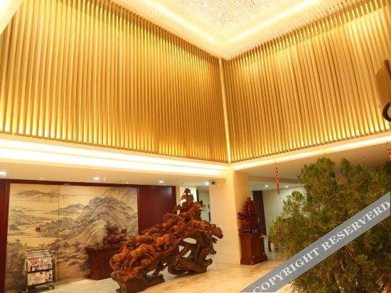 Синин: Shun He Hotel