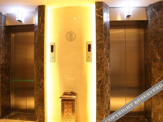 Синин: Shun He Hotel