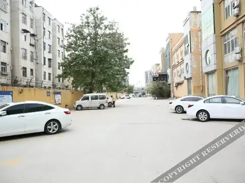 Цзинин: 济宁曙光酒店