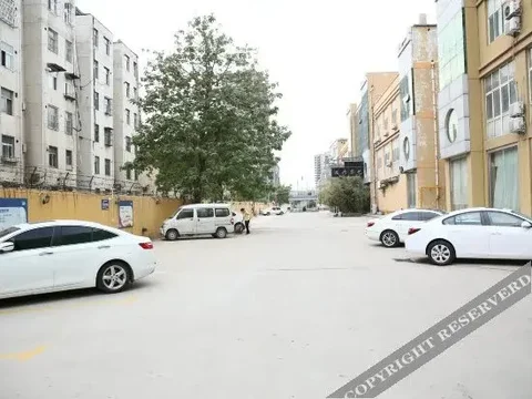 Цзинин: 济宁曙光酒店