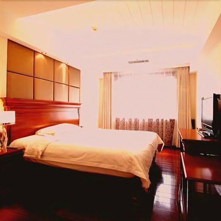 Харбин: Jin He Hotel