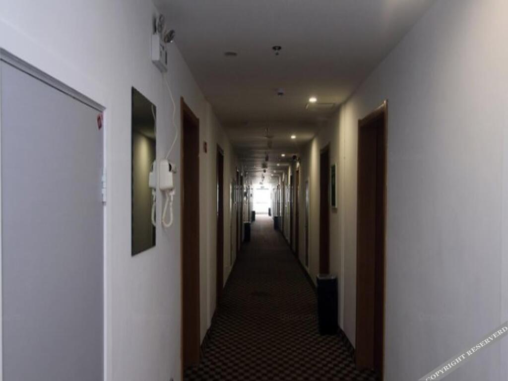 Цзинин: 7 Days Inn (Liangshan Quanpu)