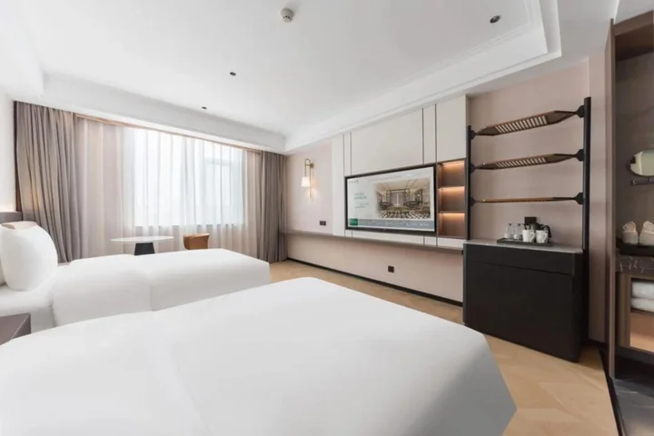Дунъин: Lanhai Xihua Hotel