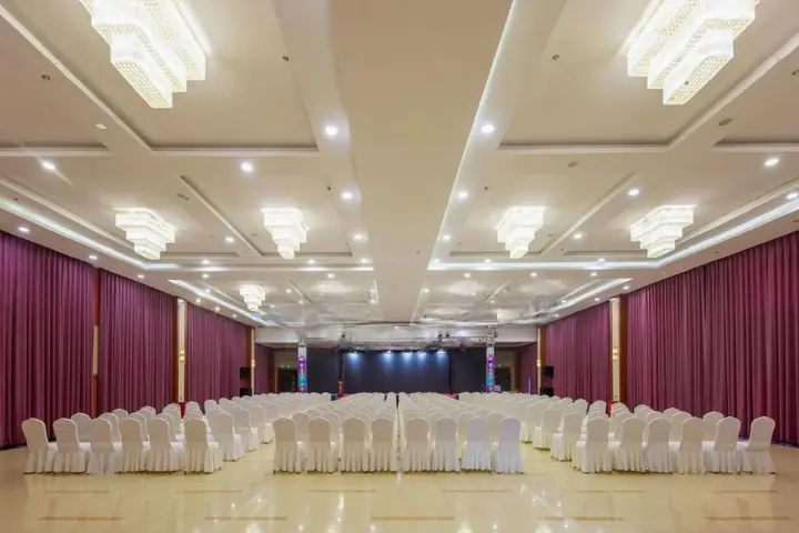 Дунъин: Lanhai Xihua Hotel