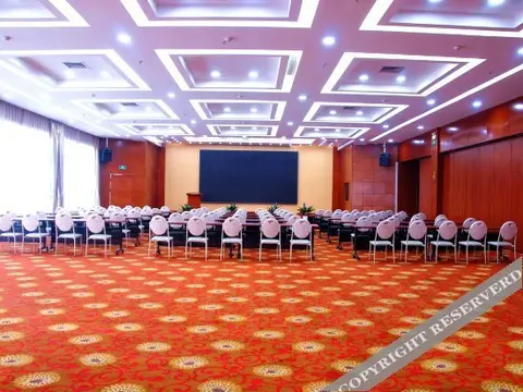 Яньтай: Donghai Hotel (Yantai Military Catering Station)