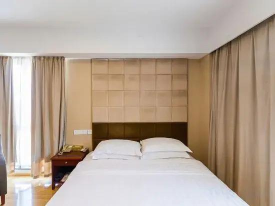 Чжэньцзян: Legend International Hotel