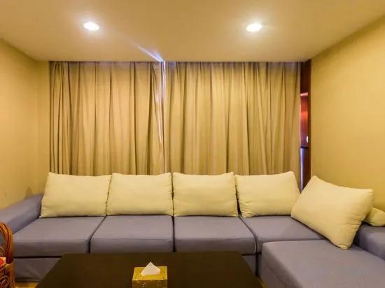 Legend International Hotel — фото 4