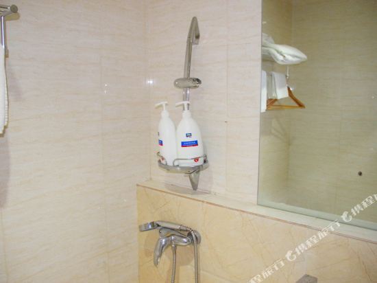 Ухань: Yiyue Business Hotel