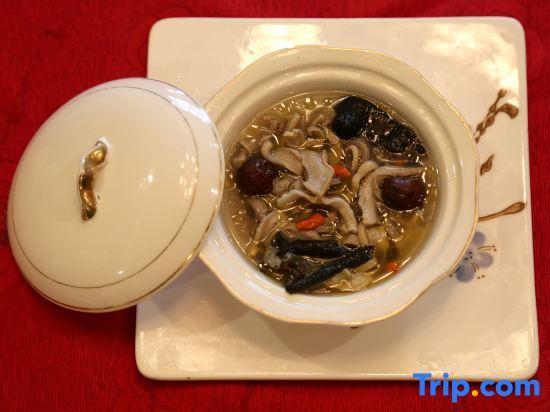 Шанграо: Tianlongshan Hotel