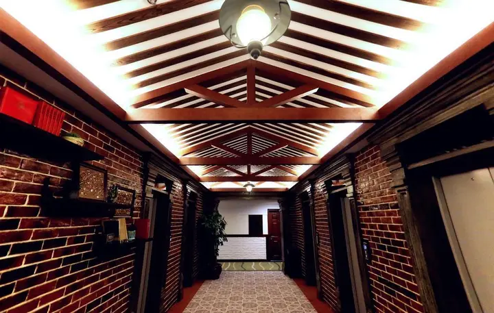 Чжанцзякоу: Nostalgia Hotel (Zhangjiakou)