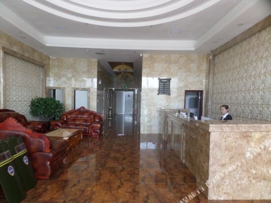 Инин: Haiya Hotel