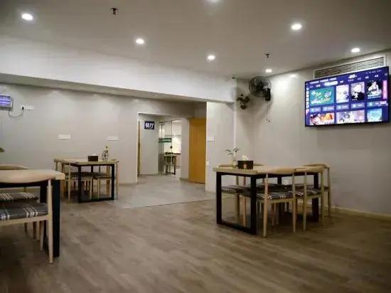 Тайчжоу: GreenTree Inn (Xinghua Yingwu South Road RT-Mart)