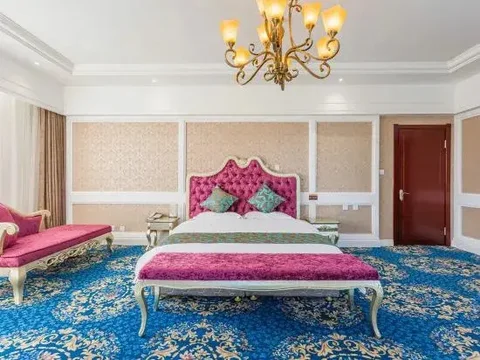 Хулун-Буир: Peter International Hotel