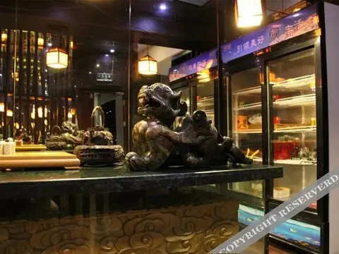 Тунхуа: Yongcheng Business Hotel