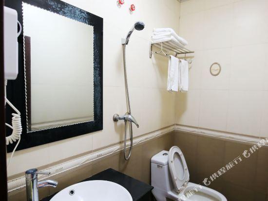Путянь: Phoenix Hotel (Xianyou Station Branch)