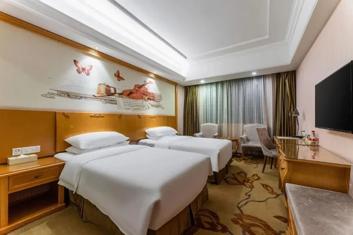 Ухань: Vienna Hotel Wuhan Lengjiao Lake Wanda Metro