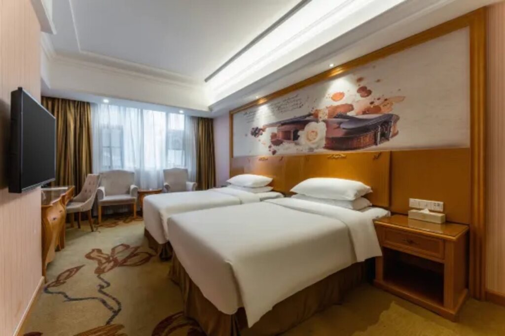 Ухань: Vienna Hotel Wuhan Lengjiao Lake Wanda Metro