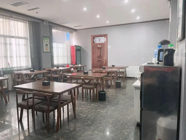 Люян: Shankee Hotel (Lvliang Lishi Beichuanhe Road)