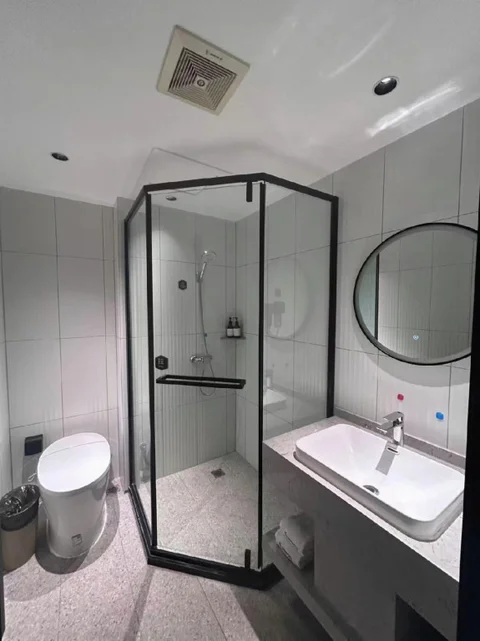 Люян: Shankee Hotel (Lvliang Lishi Beichuanhe Road)