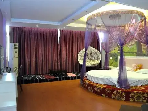 carousel image 5