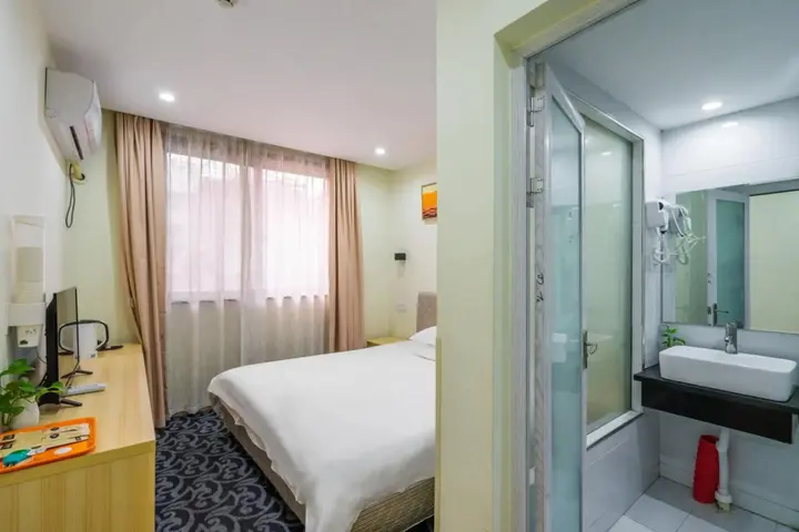 Ханчжоу: Hangzhou Memory Travel International Hotel- Edge West Lake