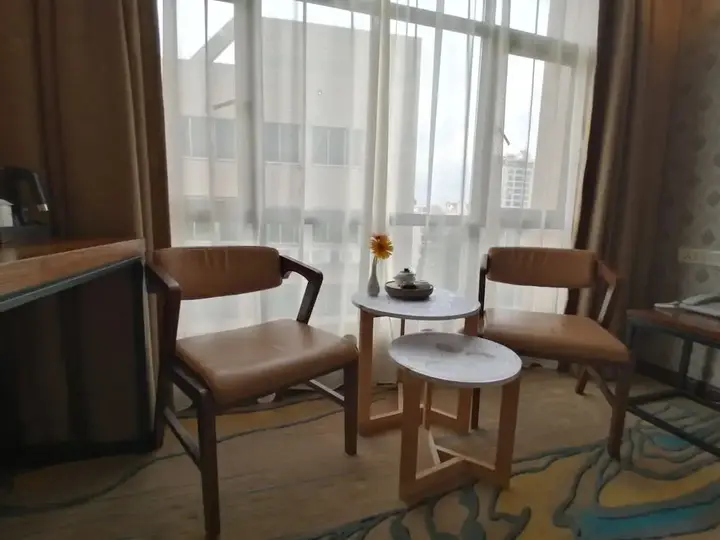 Гуйлинь: Guilin Tianqing City Hotel