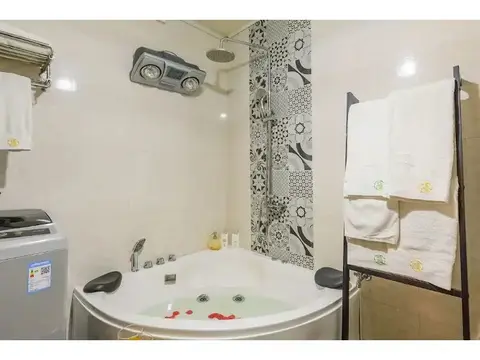 Гуйлинь: Guilin Tianqing City Hotel