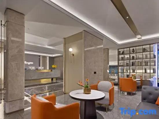 Чанша: hangsha Meisu Huanman Hotel (Martyrs Park Yingbin Road Metro Station