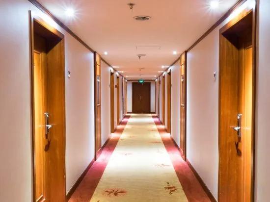 Chuxiong: Chuxiong WeishengXiongbao Hotel
