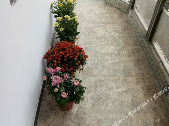 Хуаншань: Huijia Inn