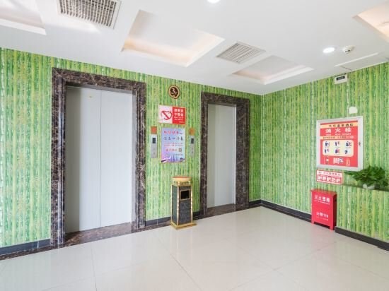 Синтай: No.9 Hot Spring Hotel (Currently unavailable)