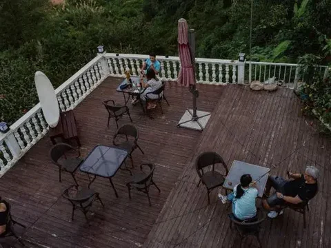 Чжанцзяцзе: Mini Inn