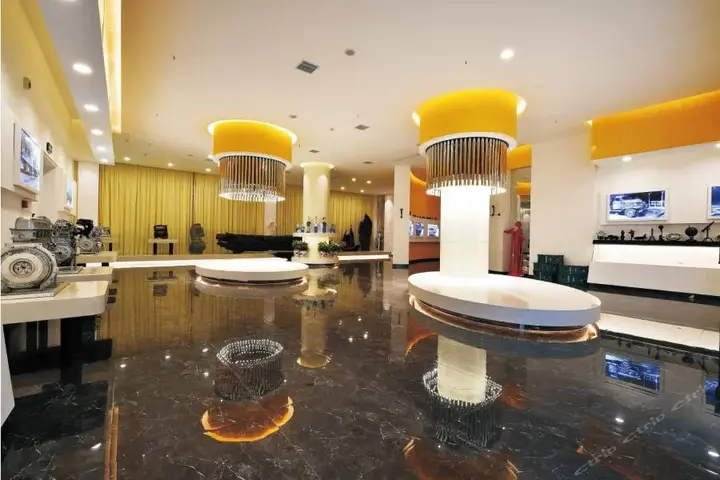 Ухань: Carlin's Hotel