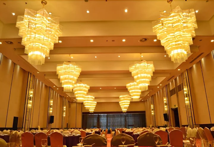 Ляньюньган: Guannan Shijiyuan International Hotel