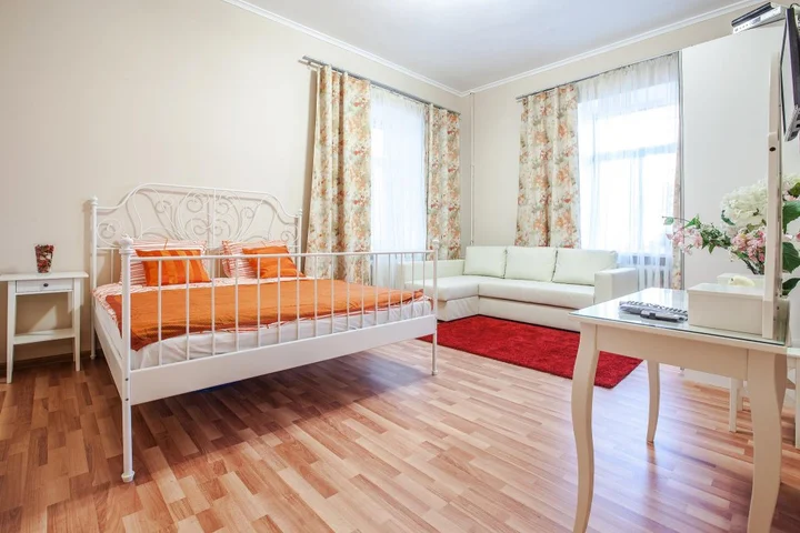Москва: Старый Арбат Премиум на переулке 1-й смоленский 22/10