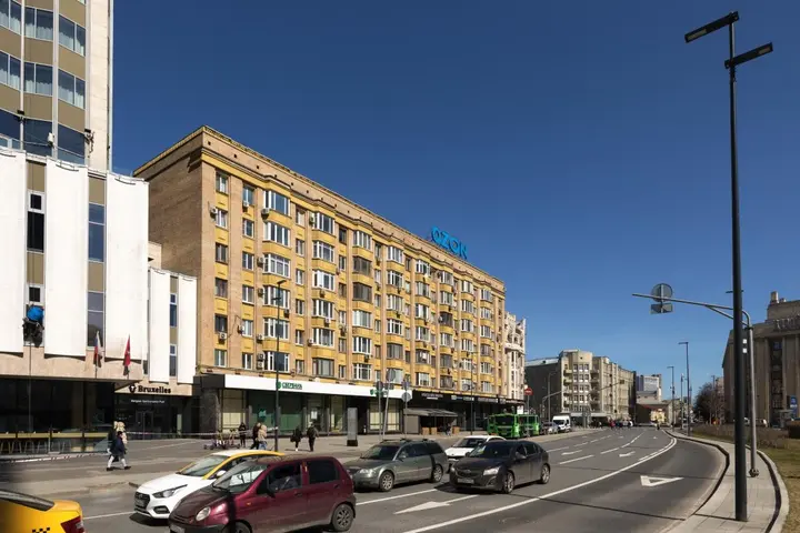 Москва: Старый Арбат Премиум на улице Смоленская 6