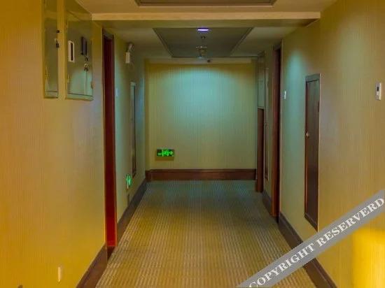 Вэйфан: Sinolook Pillow Chain Hotel (Weifang Xuanwu Street)
