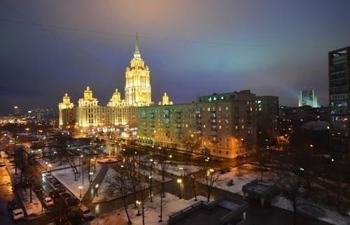 Апартаменты Посуточно на Киевской — фото 1
