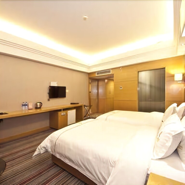 Tianyi Hotel — фото 1