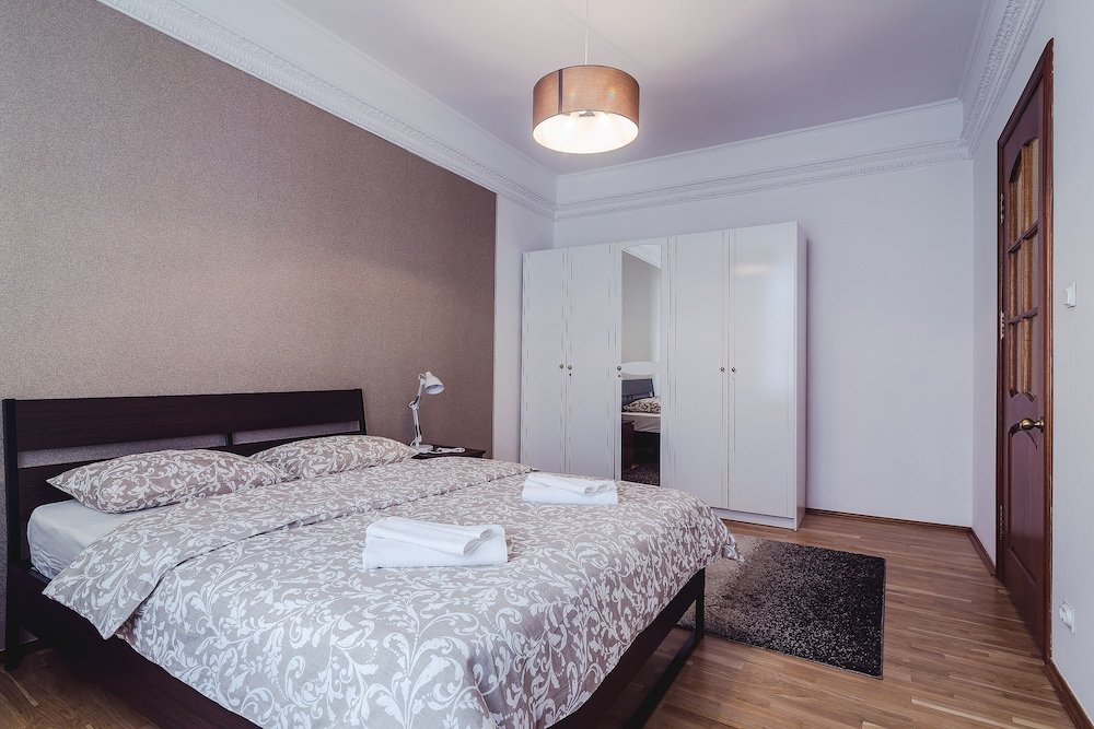 Москва: Premium Apartments Smolenskaya 6