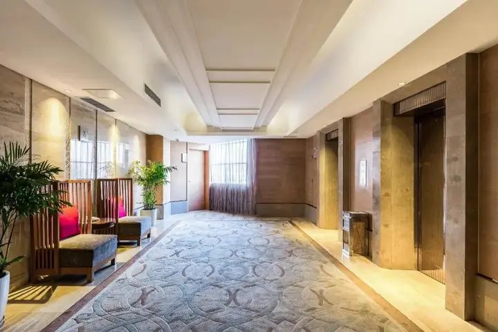Чунцин: Rezen Kingtown Hotel (Chongqing Ranjiaba)