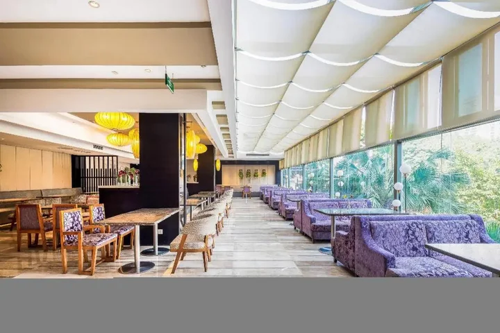 Чунцин: Rezen Kingtown Hotel (Chongqing Ranjiaba)
