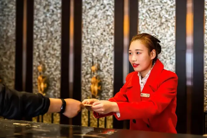 Чунцин: Rezen Kingtown Hotel (Chongqing Ranjiaba)