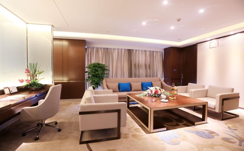 Линьи: Howard Johnson Xiangyu Plaza Linyi