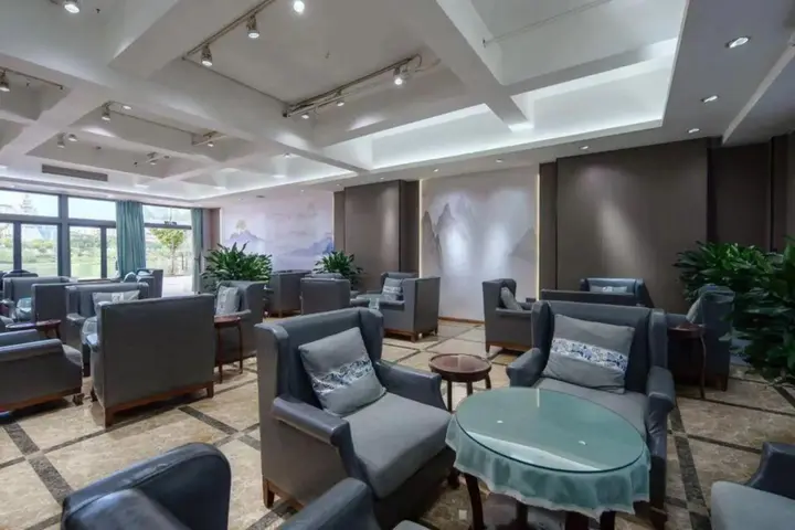 Neijiang: Neijiang Riverside Garden Hotel